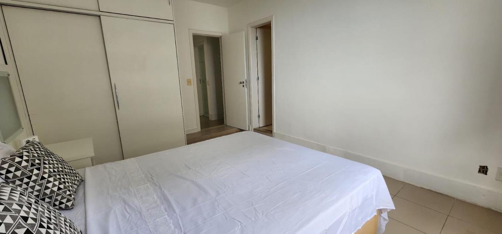 4 Copacabana Vista Mar Apartment *